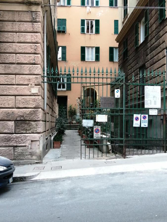 Artroom In Appartment Genua Exterior foto
